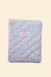 E Reader Sleeves: Blue Florals E-Reader Sleeve