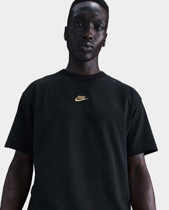 Nike - Premium Essentials T-Shirt - Black/Gold