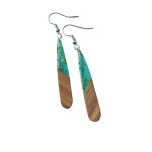 Wood Resin: Slender tear drop - Green Sparkle