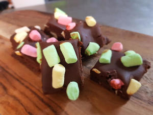 Products: Six Marshmallow Brownie Bites