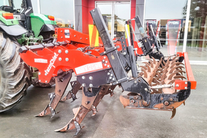 Products: Quivogne SSDR S 200 Ripper 300 7 c/w Hyd Double Roller USED