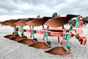Kverneland LO 100/300 5 Furrow Onland Reversible Plough