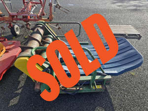 Used Hustler Chainless Bale Feeder - Ready to Work