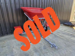 Used Fertiliser Spreaders: Used Walco 3.50 Wide Axle Fert Spreader