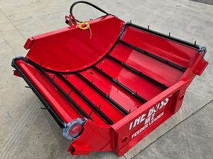 Bale Feeders Cutters And Grabs: Feeder Leader Bale Feeder
