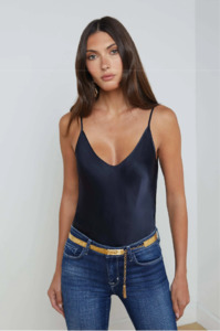 Lagence: L 'AGENCE - LEXI SILK CAMISOLE MIDNIGHT