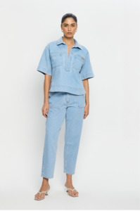 Kivari: KIVARI - AVERY DENIM TOP DUSTY BLUE