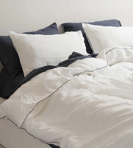 100% French Flax Linen Piped Duvet Set I White/Navy