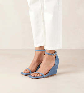 Shoes: Alohas | Gata Denim Sandals | Denim Blue