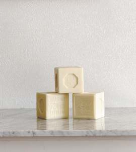 Rampal Latour I Blanc Soap Cube I 600g