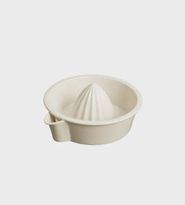 Utensils: Kinto I Taku Lemon Squeezer I White