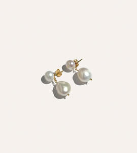 La Dailie | The Celeste Double Freshwater Pearl Earrings | Gold