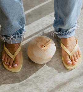 Shoes: Sandos | Original | Limoncello