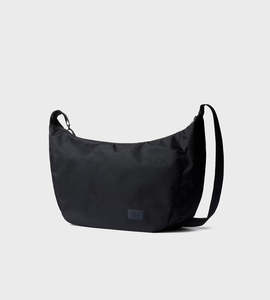 Bellroy I Laneway Crescent Bag 12L I Ink