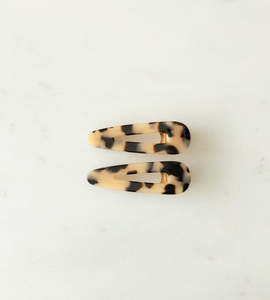 Sophie Jewellery: Sophie | Curve Clips (set of two) | Light Tort