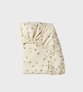 Unclassified: Nature Baby | Cot Sheet | Lucky Print