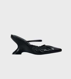Shoes: Commonplace | Claro Heel | Black