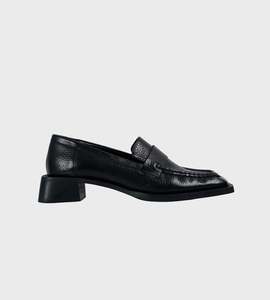 Commonplace | Chelsea Loafer | Black
