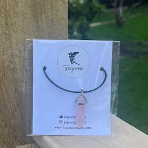 Necklaces: Rose Quartz Pendant Necklace