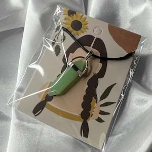 Necklaces: Aventurine Pendant Necklace