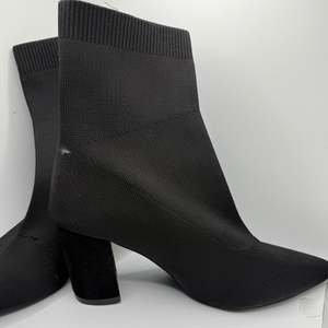 Thrift: Ankle Sock Boot