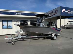 Boats Motors: 2026 Fin Chaser Boats 560CC