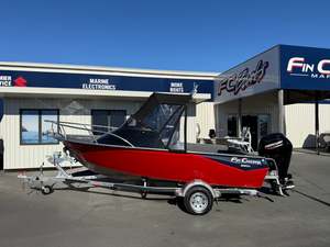 Boats Motors: 2026 Fin Chaser Boats 560C