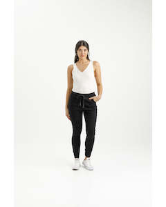 Sale: Home Lee Weekender Jeans - Jet Black
