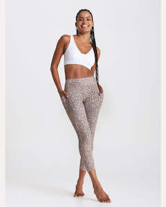 Dharma Bums: Dharma Bums Smooth Sculpt Motion 7/8 Legging - Simba
