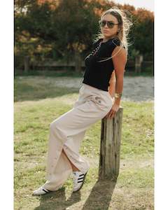 Rose Road Benne Tee - Black