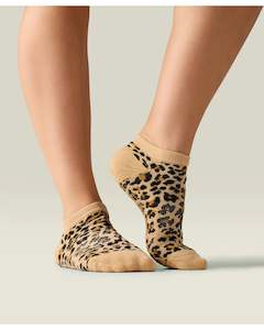 Move Active Classic Low Rise Grip Socks -  Safari Spots