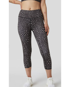 Lurv: L'urv Celestial 3/4 Legging - Black