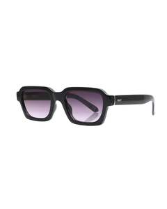 Eyewear: Reality Fitzrovia Sunglasses - Black Dusk