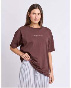 Foxwood Captain Tee - Chocolate