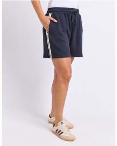 Shorts: Foxwood Linear Short - Navy