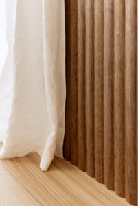 Frontpage: WAVE FLEX 33 WOOD PANEL