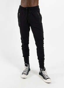 Escape Trackies Black/Black