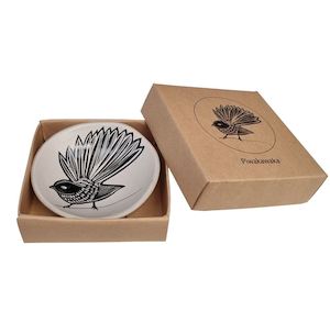 Piwakawaka Black & White 7cm Bowl