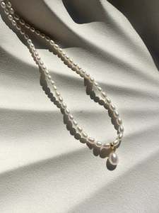 Luca Freshwater Pearl Necklace