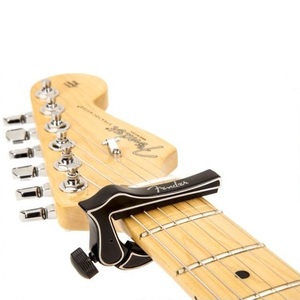 FENDER DRAGON CAPO Fender
