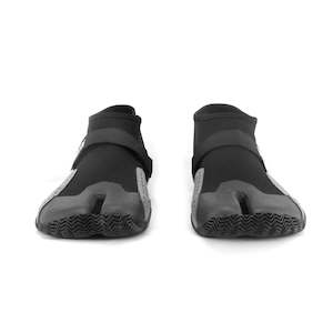 Clothing: VAIKOBI SPEED GRIP SPLIT TOE BOOT
