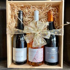 Gift Boxes: Gift box Triple (fits up to three bottles, wine/beer NOT included)