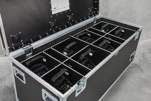 Lighting Profile Ellipsoidal Cases: 1600 CASE WITH LED FRESNEL DIVIDER