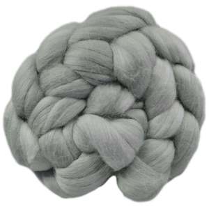 Silver: Fine Merino Sliver - Silver