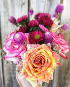 Products: Beautiful Daily Bouquet - Petite