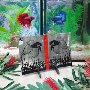 NZ Made Glass Platter/Plate - Reflections Siamese Fish - Red w/stand
