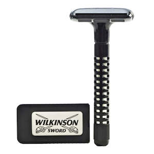 Safety Razors: Wilkinson Classic Safety Razor inc. 5x DE Blades