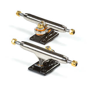 Blackriver Professional Trucks: Blackriver Pro Trucks Silver/Black 32mm