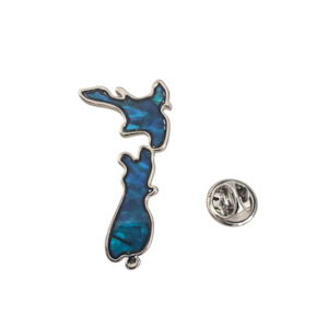 Brooches: Paua NZ Map Lapel Pin