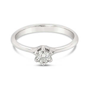 Ascolani: 18ct White Gold Diamond Solitaire Cadenza Ring